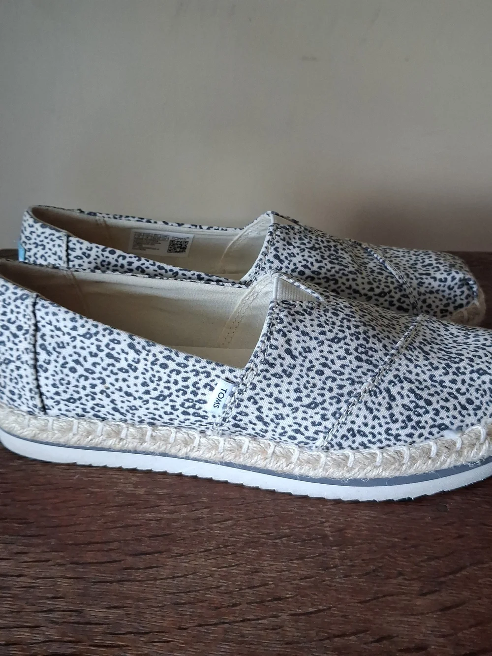 Toms Alpargata Women's Leopard Print Platform Espadrilles Slip On Shoes; Sz. 6